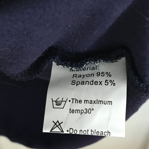 NWT Short sleeved tunic tee with decorative hem - Picture 4 of 4